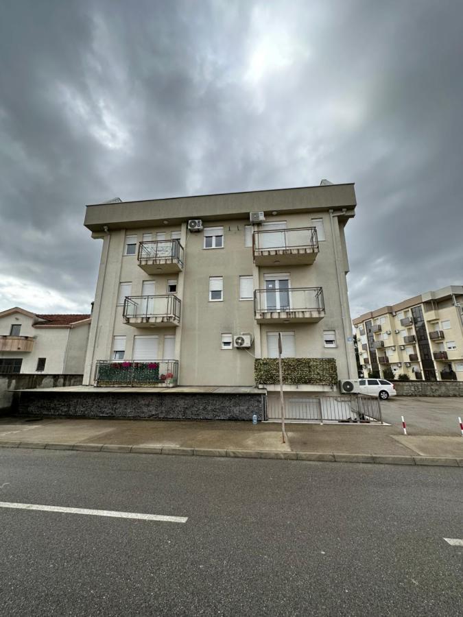 Selena Apartment Ποντγορίτσα Εξωτερικό φωτογραφία