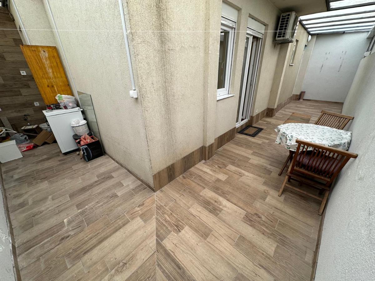 Selena Apartment Ποντγορίτσα Εξωτερικό φωτογραφία